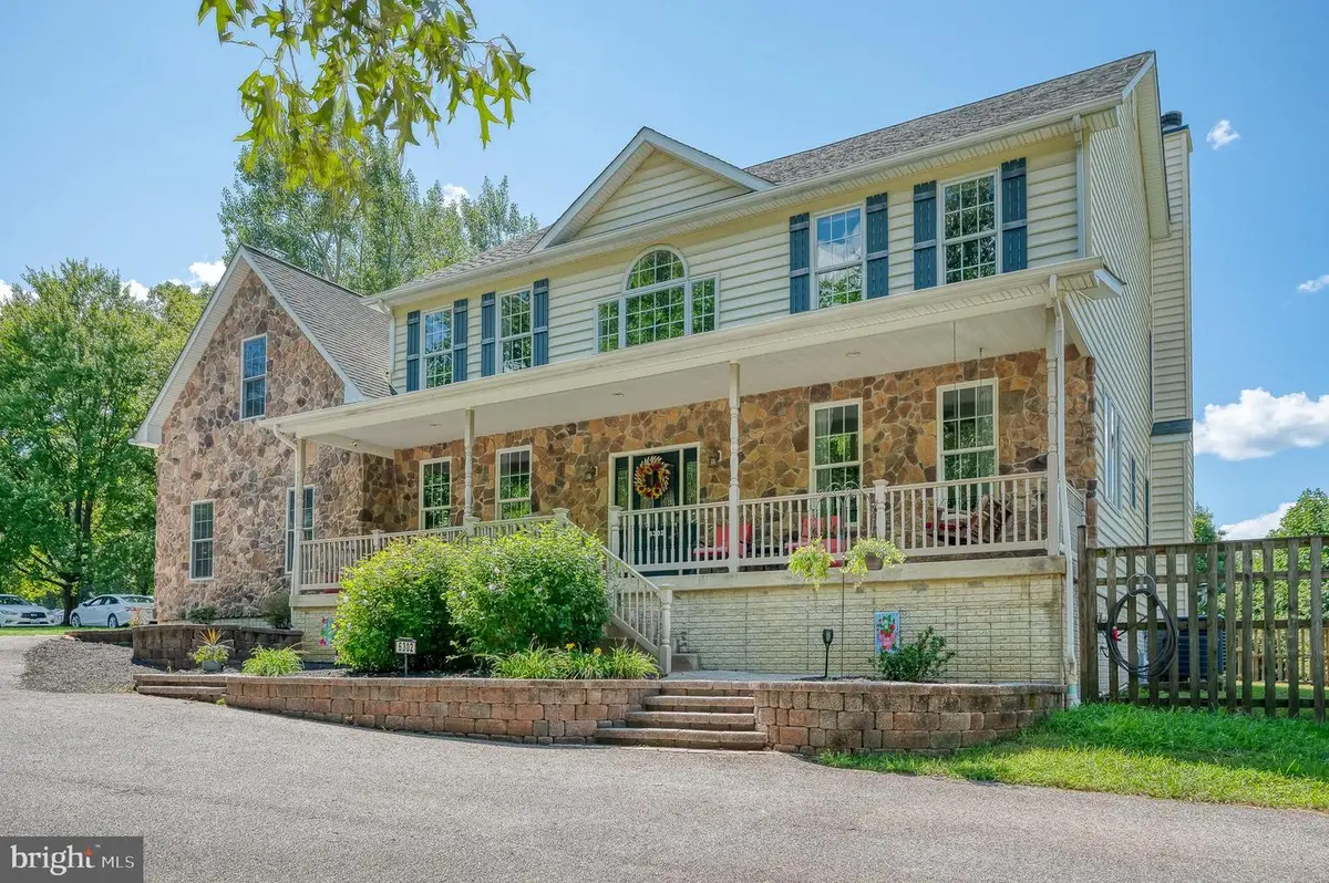 6302 Buck Cavey Ln, Linthicum Heights, MD 21090 - #1