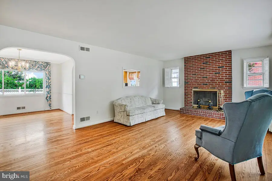 5606 Park Rd, Brooklyn Park, MD 21225 - #3