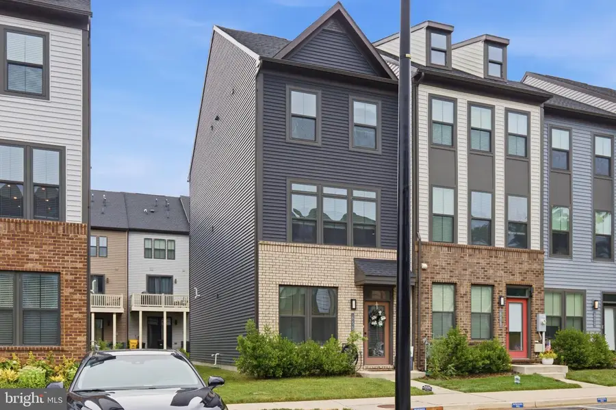 653 Lakemont Dr, Glen Burnie, MD 21060 - #3