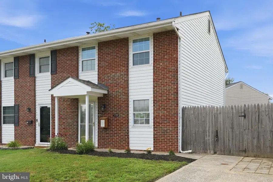 178 Seagull Dr, Pasadena, MD 21122 - #2