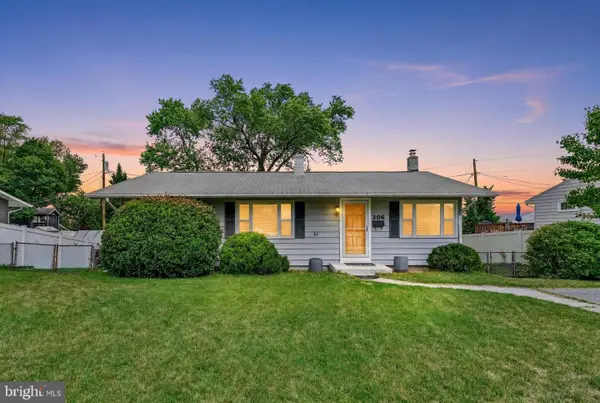 306 Regency Cir, LINTHICUM HEIGHTS, MD 21090