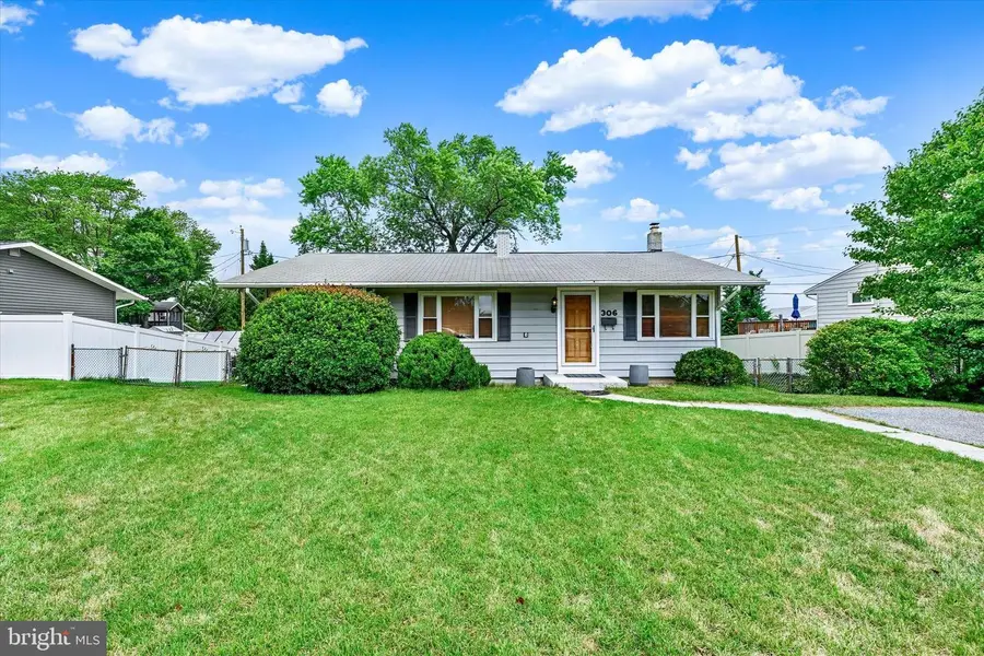 306 Regency Cir, Linthicum Heights, MD 21090 - #2