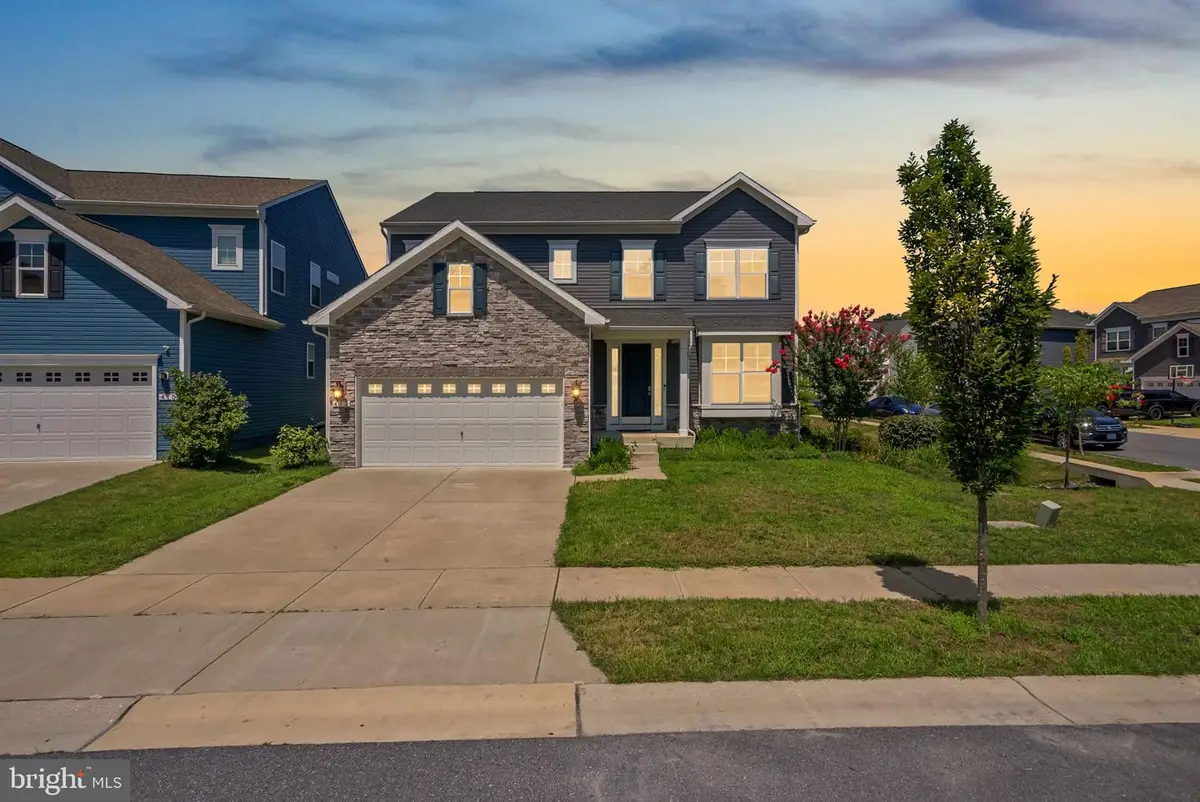 412 Whispering Elm Ln, Millersville, MD 21108 - #1