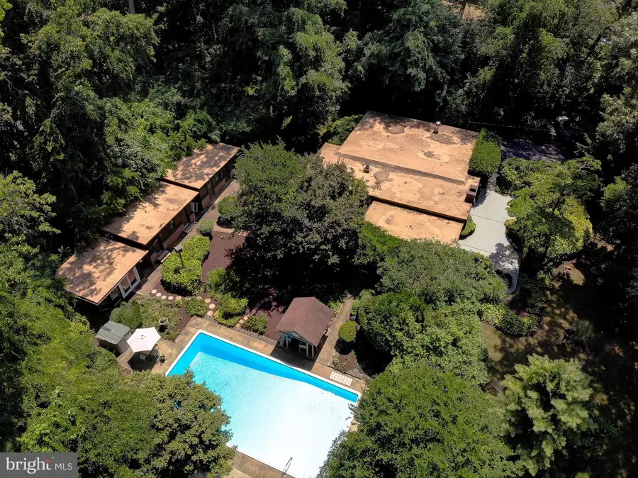 1169 Latrobe Dr, Annapolis, MD 21409 - #2