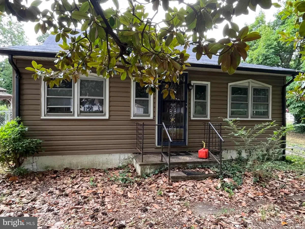 3611 Solomons Island Rd, Harwood, MD 20776 - #1