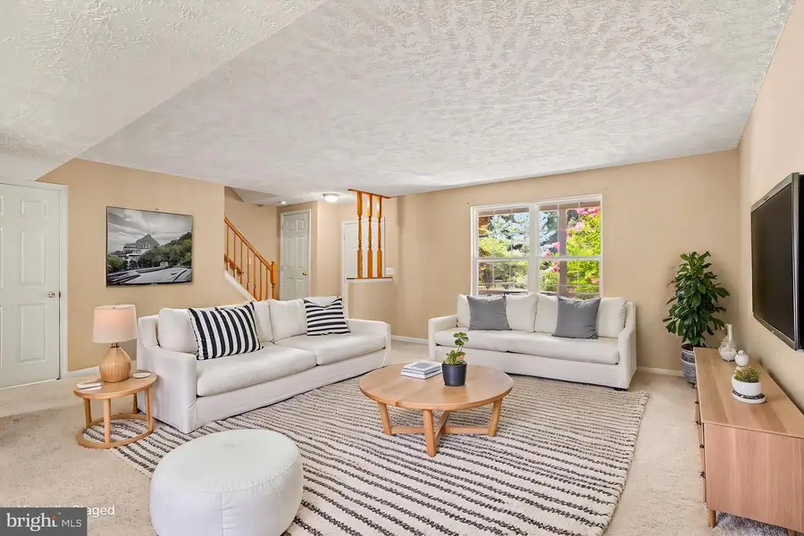 3220 Art Hall Ln, Pasadena, MD 21122 - #3