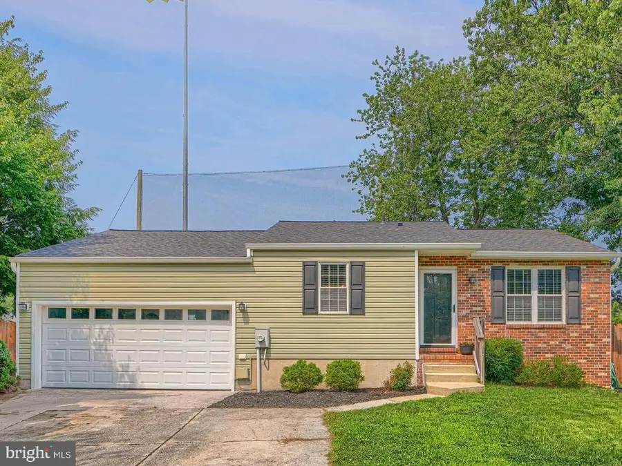 87 Bar Harbor Rd, Pasadena, MD 21122 - #2