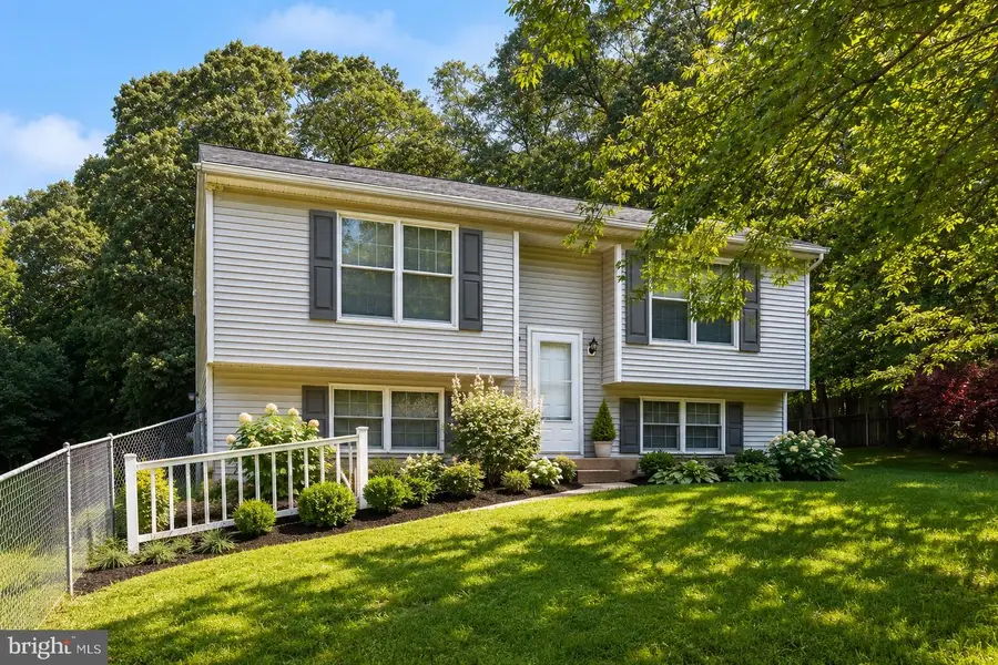1568 Colony Rd, Pasadena, MD 21122 - #2