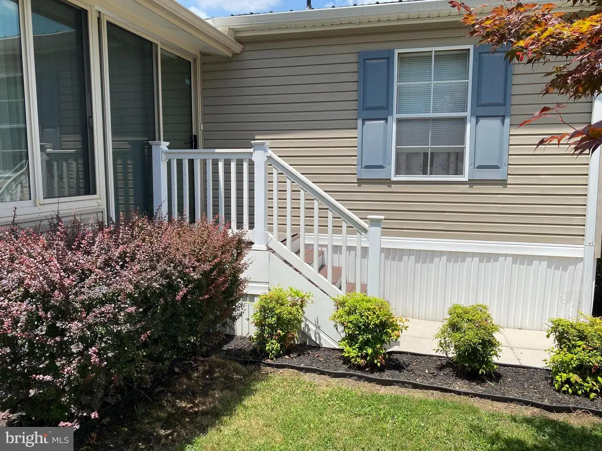 7504 Gleneagle Dr, Jessup, MD 20794 - #1