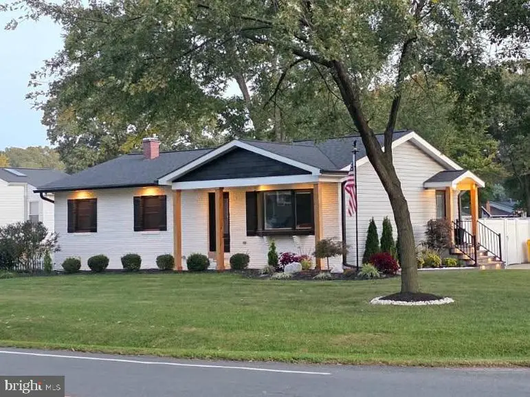 825 Elmhurst Rd, Severn, MD 21144 - #1