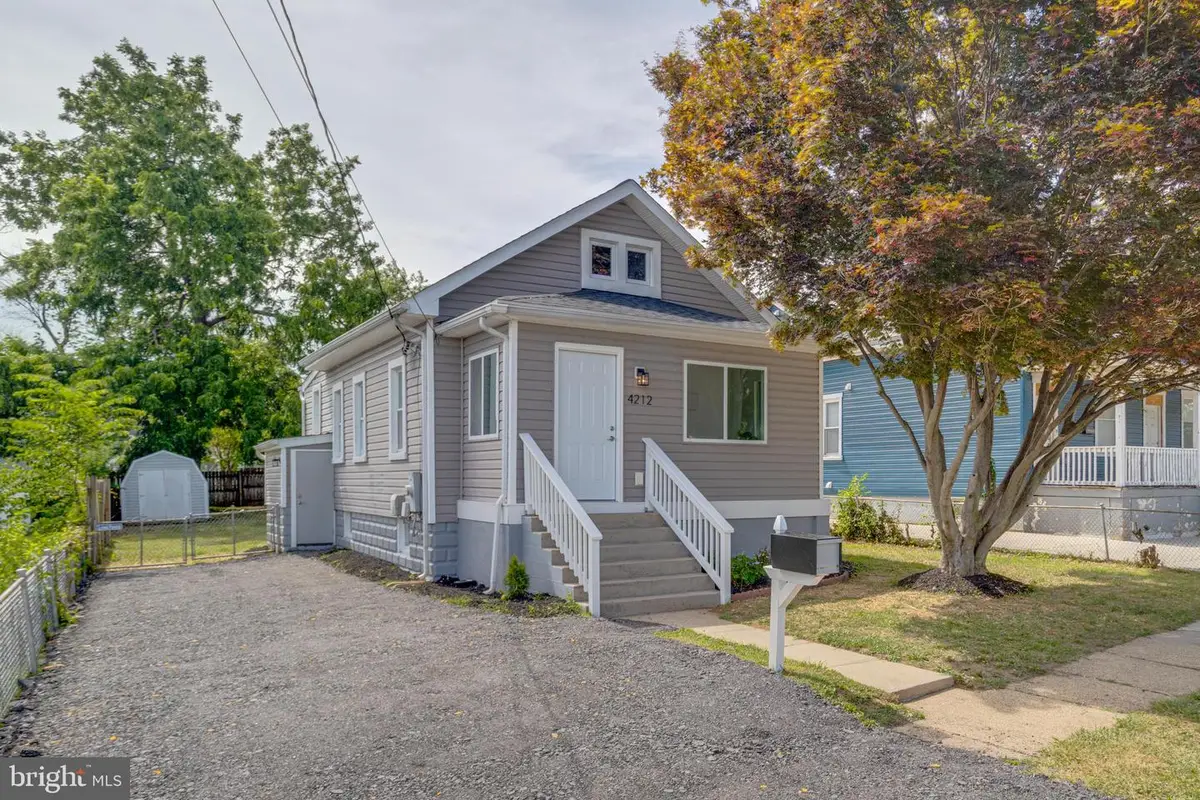 4212 4th St, Baltimore, MD 21225 - #1