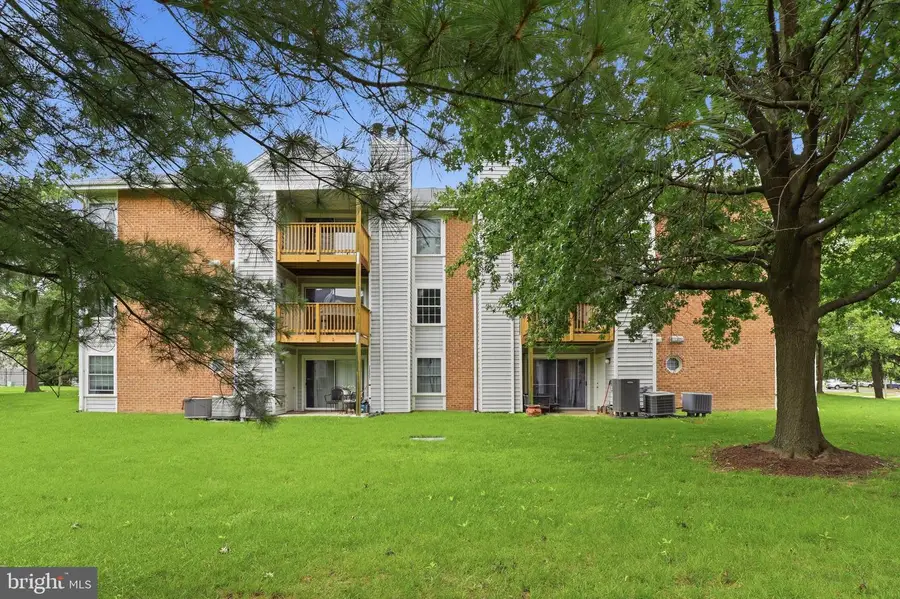 201 Water Fountain Ct #202, Glen Burnie, MD 21060 - #2