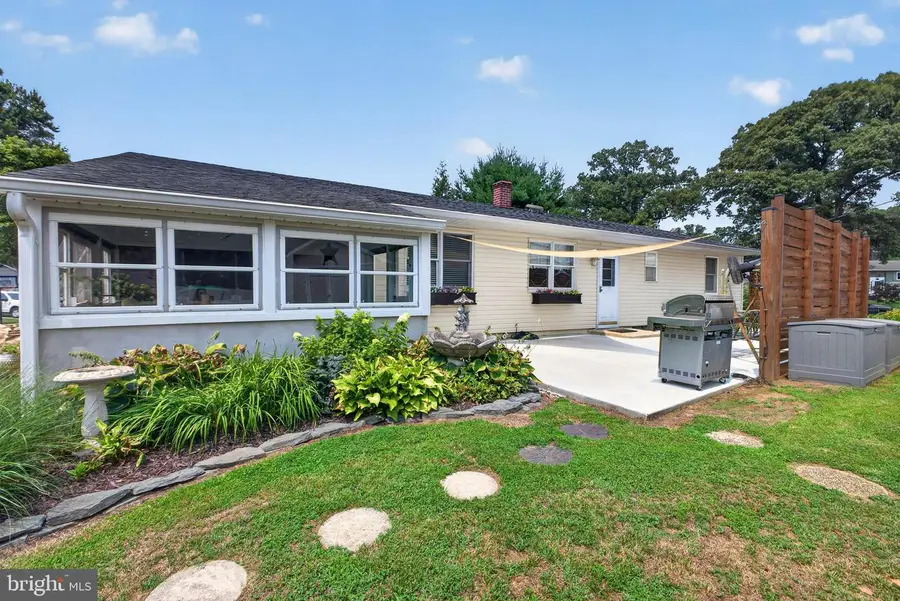 219 Kathy Ct, Severna Park, MD 21146 - #2