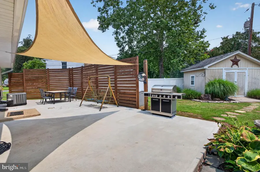 219 Kathy Ct, Severna Park, MD 21146 - #3