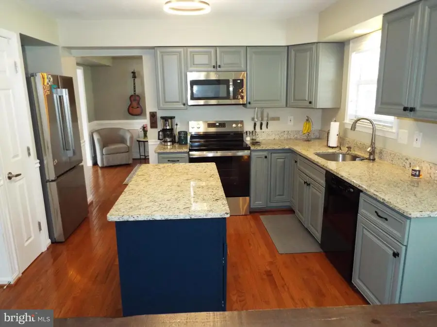 1275 Swan Dr, Annapolis, MD 21409 - #2