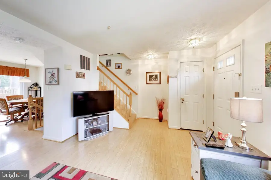 8703 Thornbrook Dr, Odenton, MD 21113 - #2