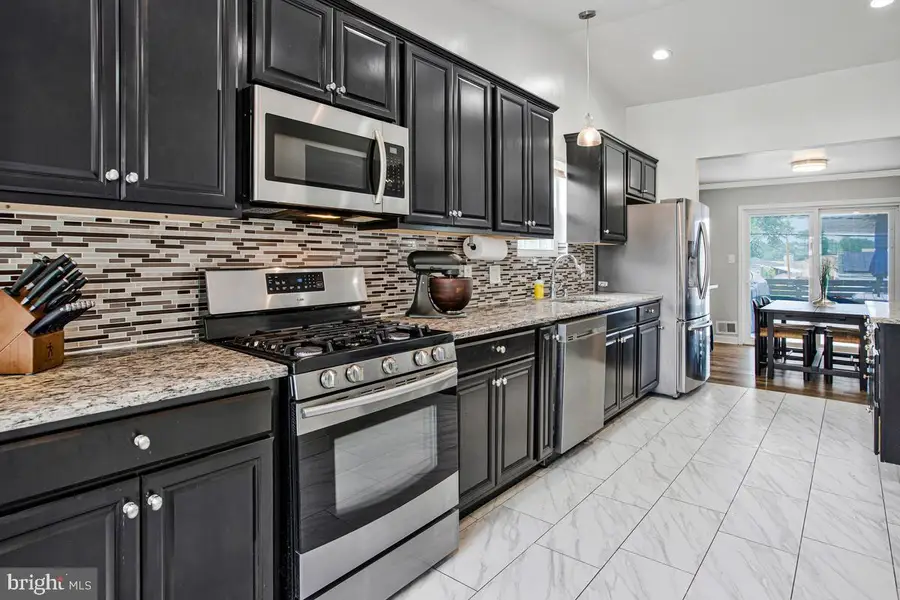 110 Point Pleasant Rd, Glen Burnie, MD 21060 - #2