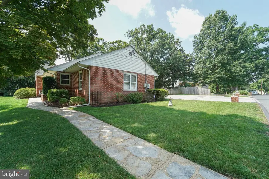 6100 Medora Rd, Linthicum Heights, MD 21090 - #3