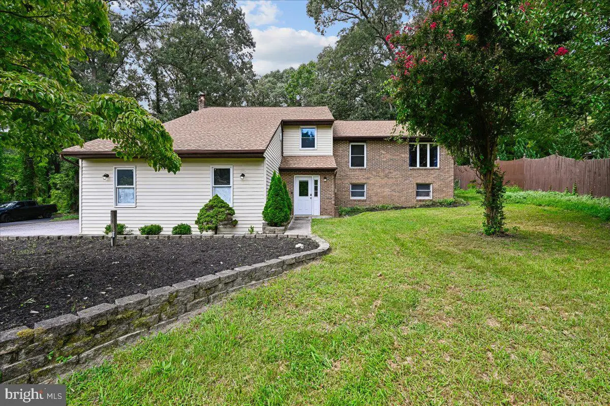 8202-a Waterford Rd, Pasadena, MD 21122 - #1