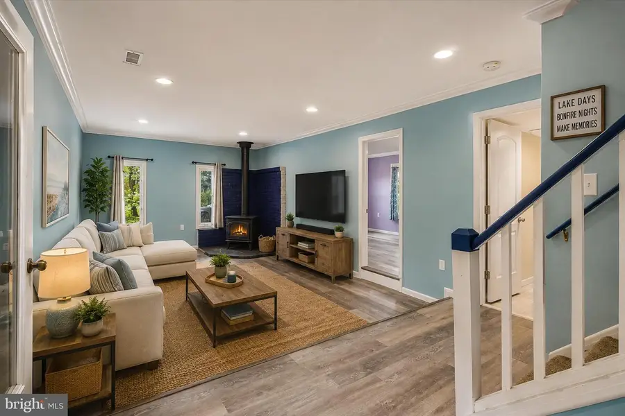8202-a Waterford Rd, Pasadena, MD 21122 - #3