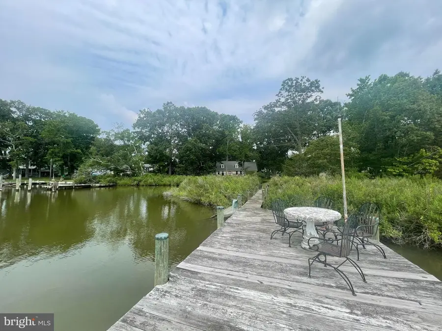 5078 Lerch Dr, Shady Side, MD 20764 - #2