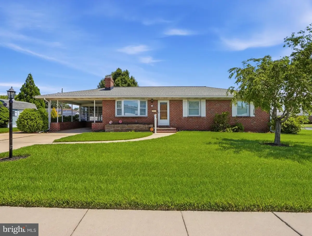 105 Juniper Cir, Linthicum Heights, MD 21090 - #1