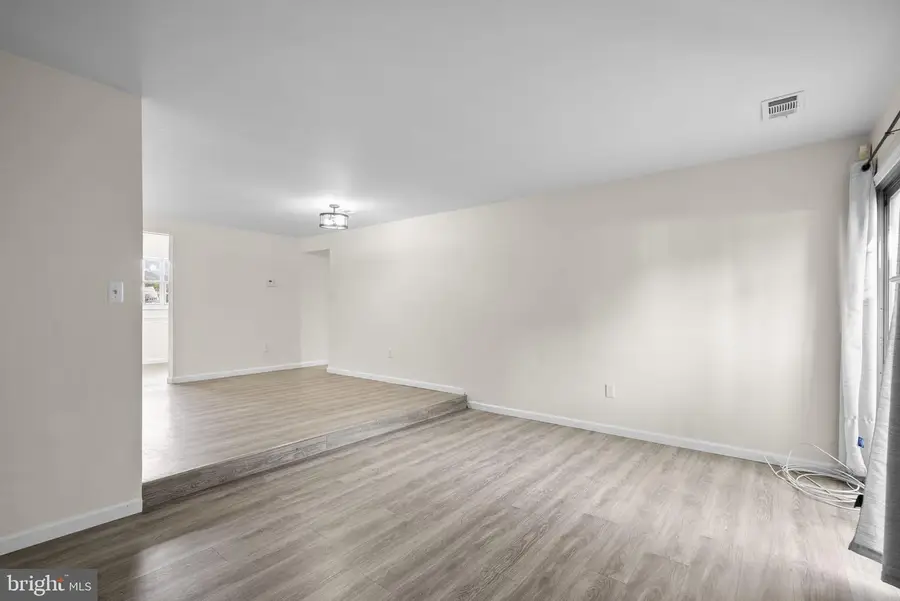 1482 Blockton Ct, Crofton, MD 21114 - #2