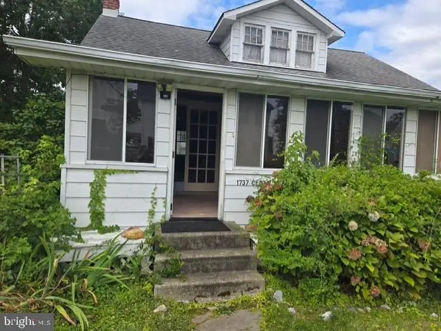 1737 Cedar Ave, Shady Side, MD 20764 - #2