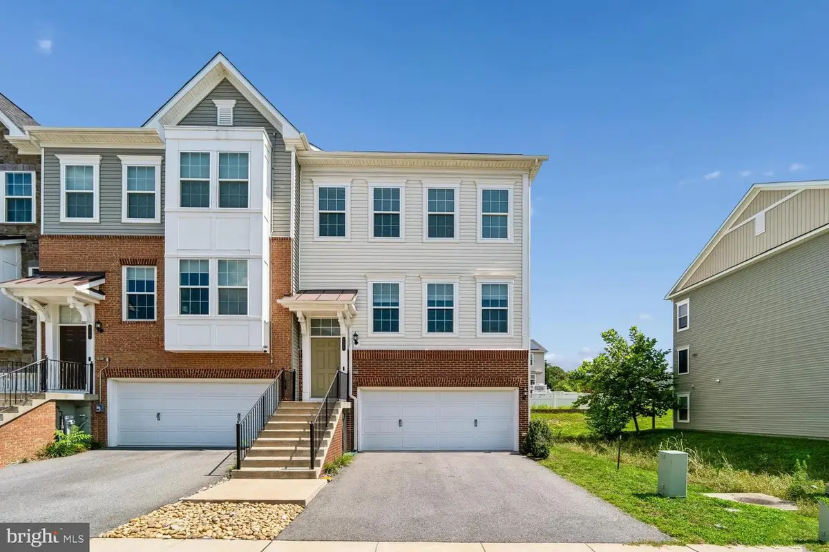 8275 Meadowood Dr, Hanover, MD 21076 - #1