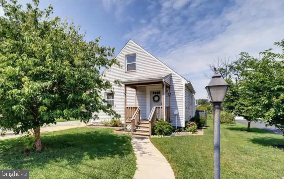 12 Hampton Rd, Linthicum Heights, MD 21090 - #1