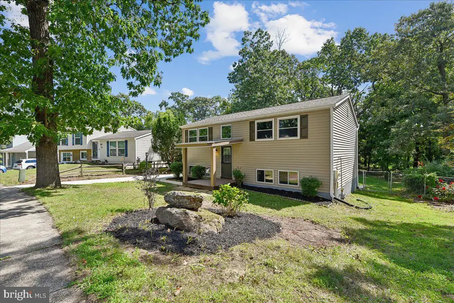 754 Hyde Park Dr, Glen Burnie, MD 21061 - #3