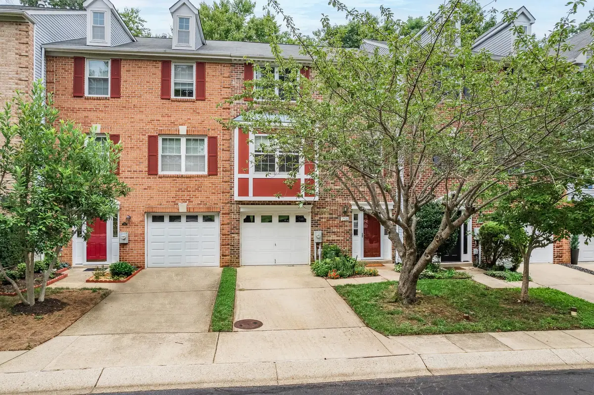 758 Pine Valley Dr, Arnold, MD 21012 - #1