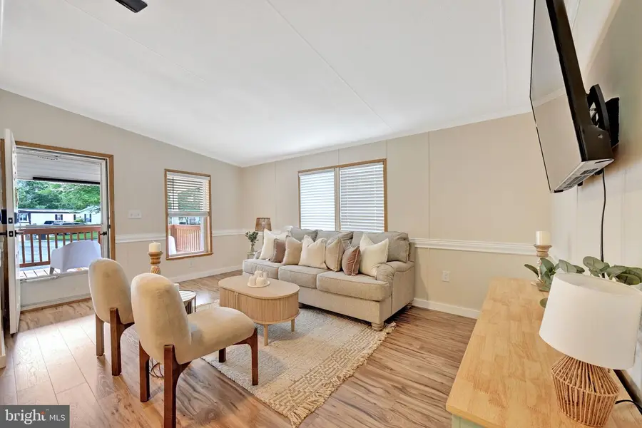 172 B Sonnys Ct, Lothian, MD 20711 - #3