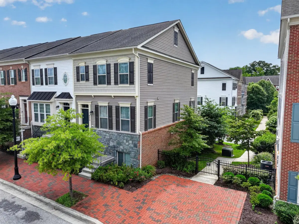 609 S Cherry Grove Ave, Annapolis, MD 21401 - #1
