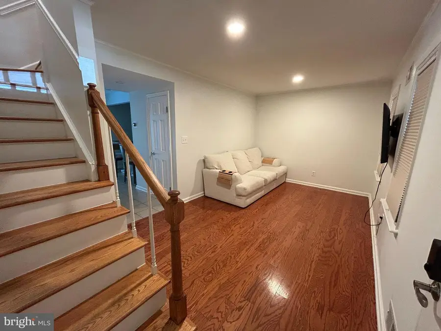 1630 Dryden Way, Crofton, MD 21114 - #3