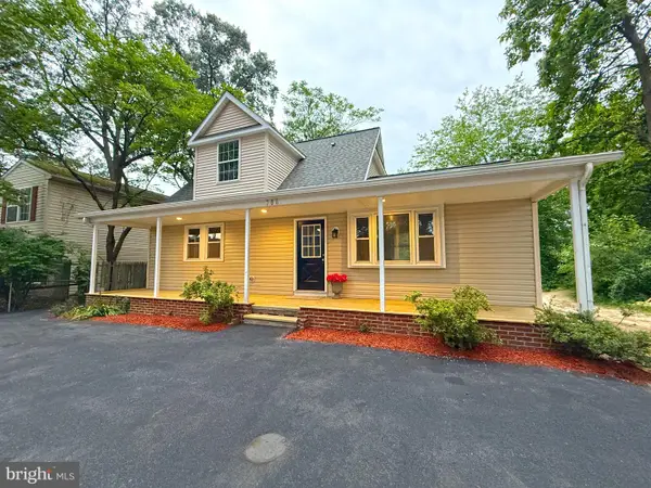 203rd St, PASADENA, MD 21122