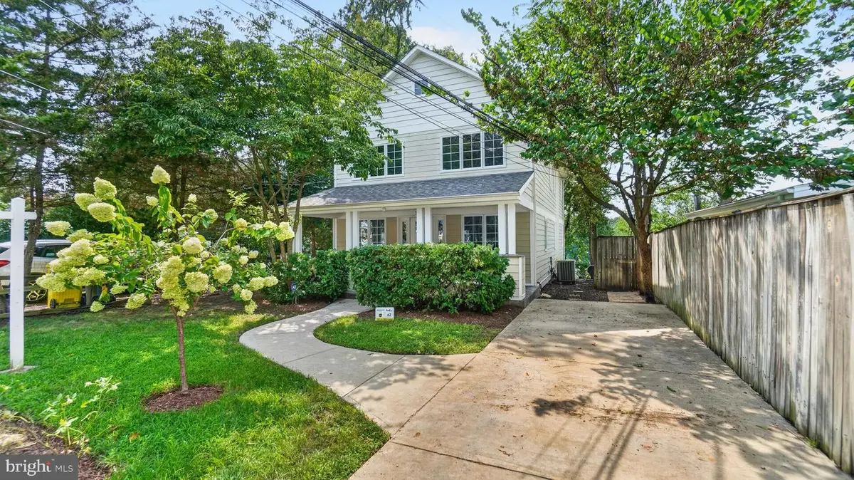 7732 W Shore Rd W, Pasadena, MD 21122 - #1