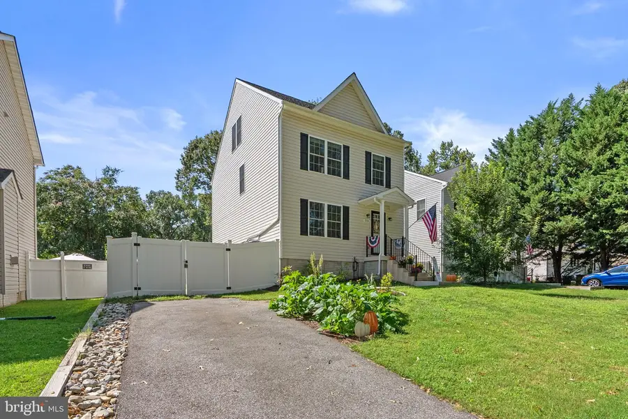 556 Sunset Knoll Rd, Pasadena, MD 21122 - #3