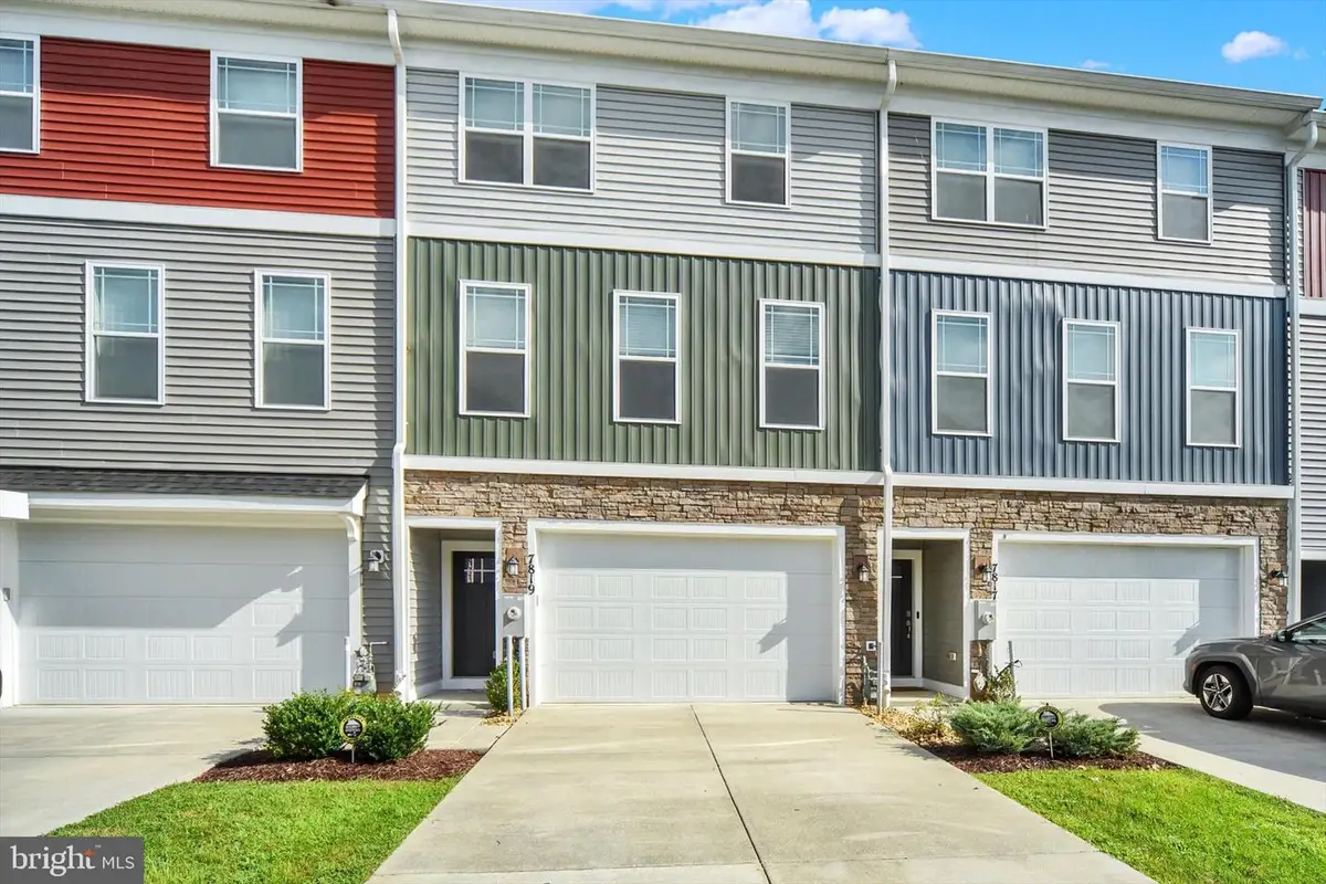 7819 Wolf Run Ln, Severn, MD 21144 - #1