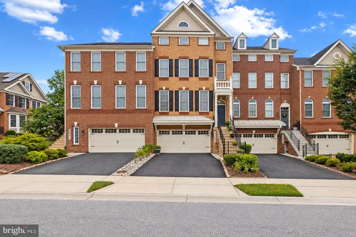 8509 Pine Springs Dr, Severn, MD 21144 - #1