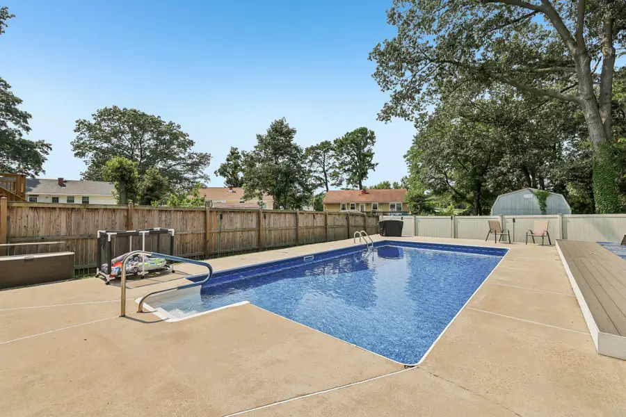 7501 Jacqwill Rd, Glen Burnie, MD 21061 - #3