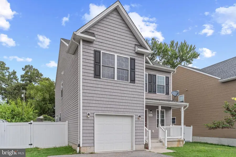 808 204th St, Pasadena, MD 21122 - #3