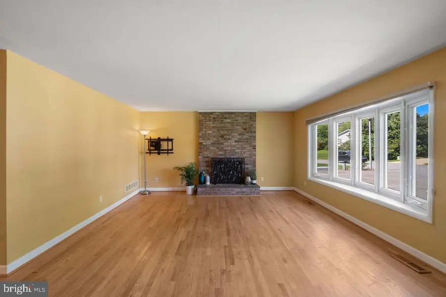 290 Halsey Rd, Annapolis, MD 21401 - #3