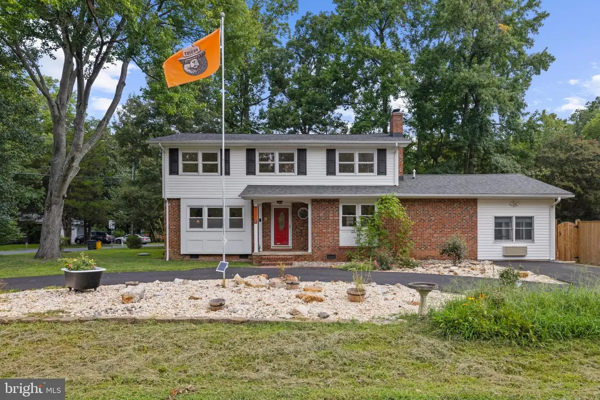 3935 W Shore Dr, Edgewater, MD 21037 - #1