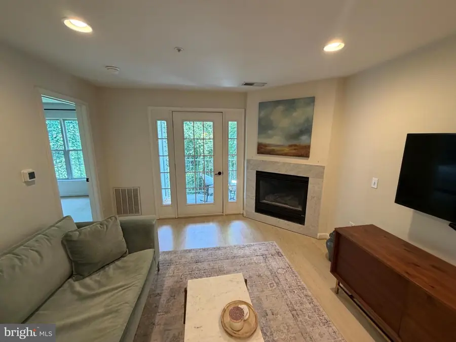 2052 Quaker Way #10, Annapolis, MD 21401 - #3