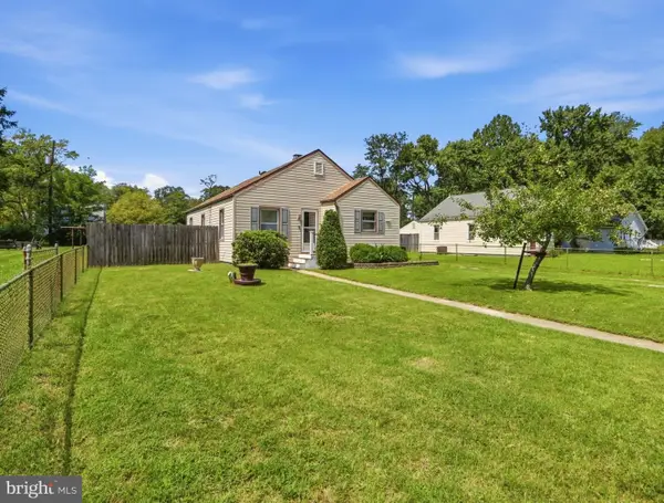 8176 Lea Rd, PASADENA, MD 21122