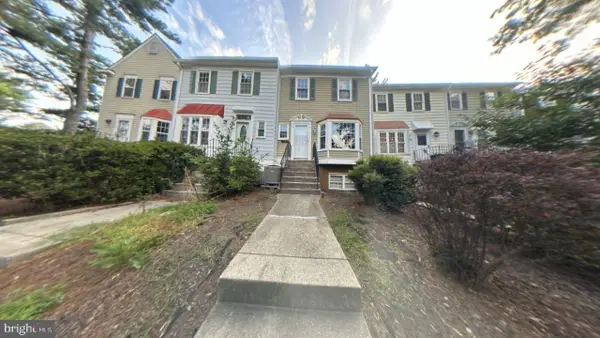 1516 Marlborough Ct, CROFTON, MD 21114