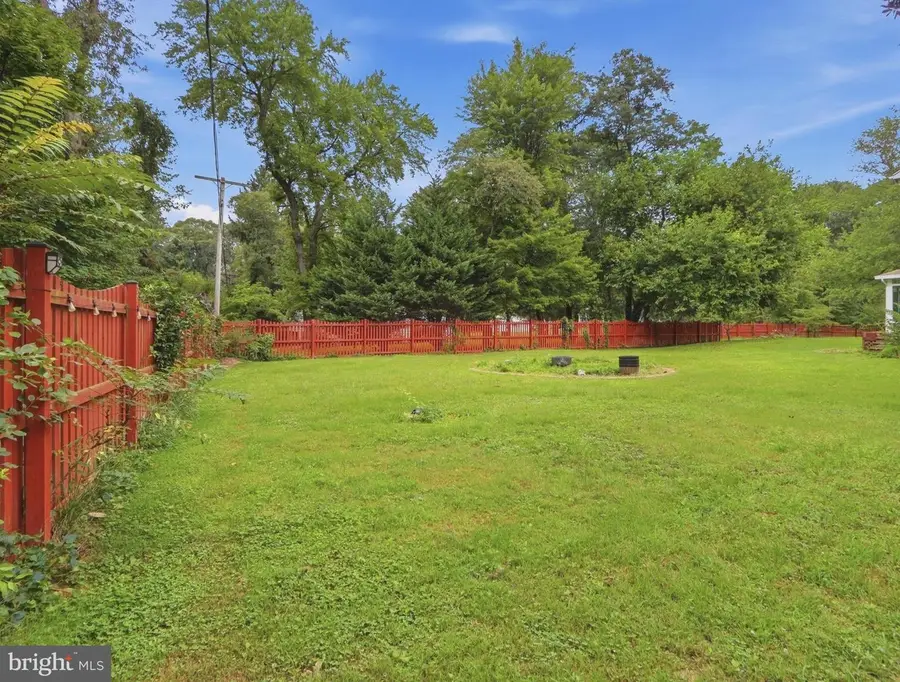 308 Brookfield Rd, Pasadena, MD 21122 - #2