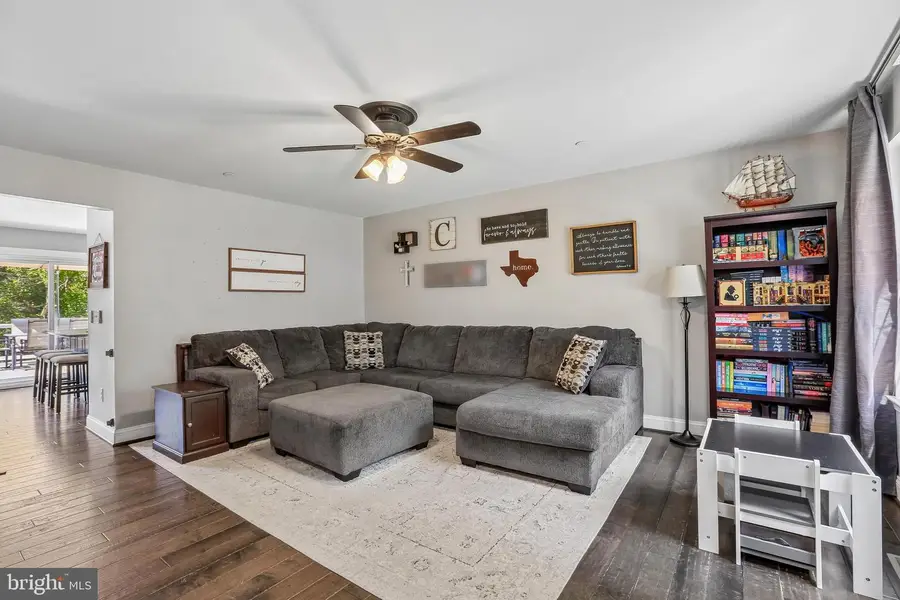 668 219th St, Pasadena, MD 21122 - #3