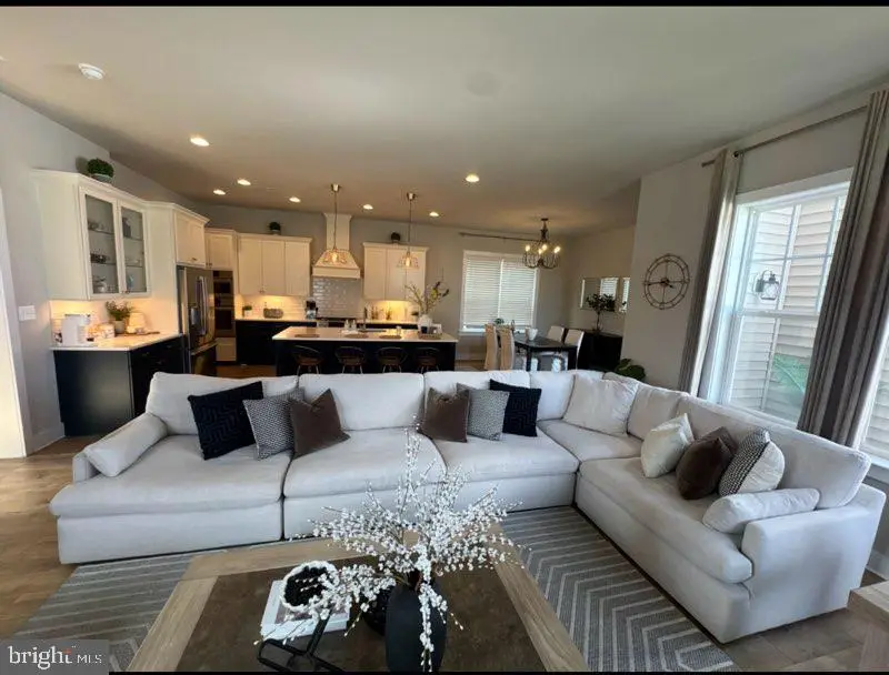 1502 Sandbar Willow Dr, Odenton, MD 21113 - #1